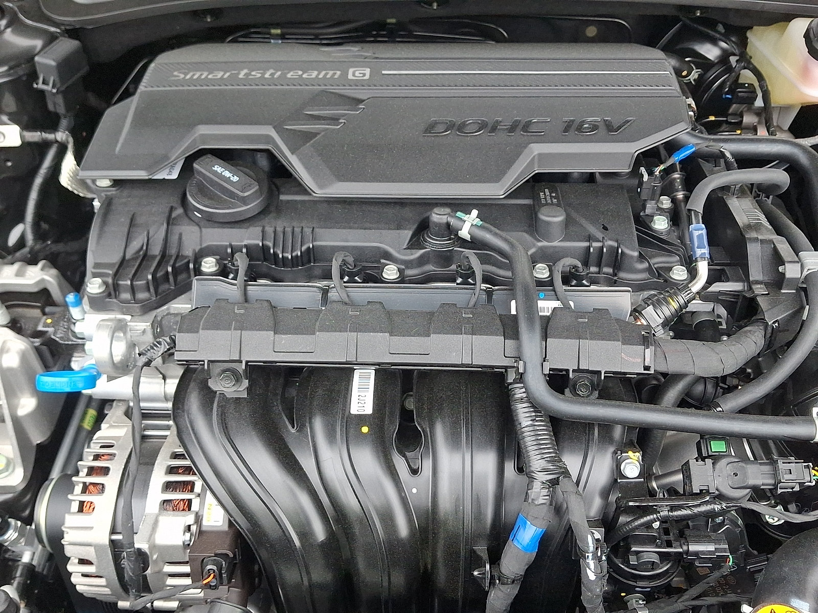 New 2026 Hyundai Elantra SE FWD image 19