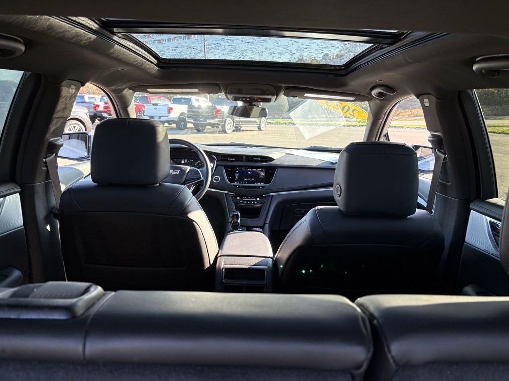 Used 2025 Cadillac XT5 Premium Luxury image 25