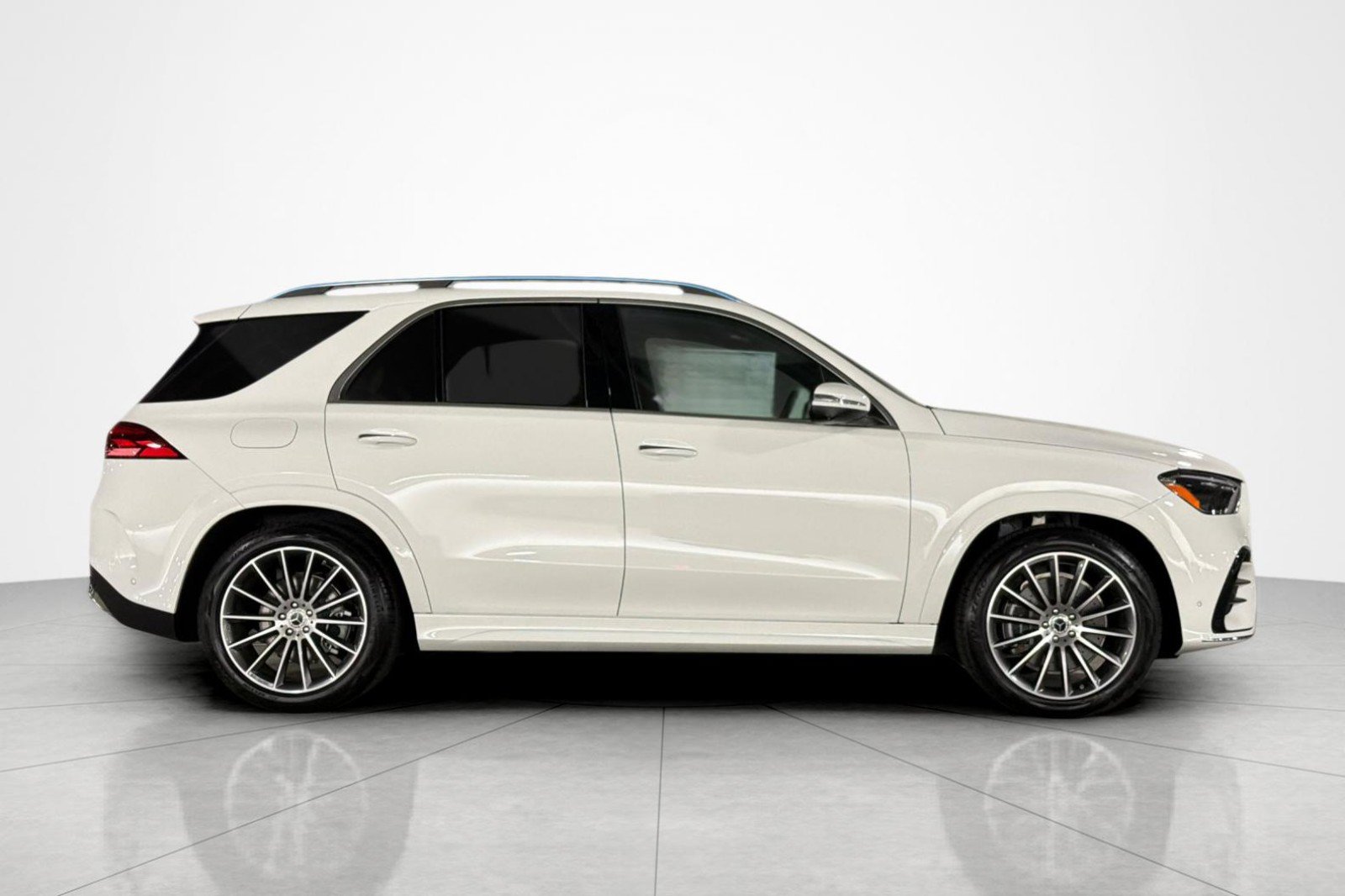 New 2026 Mercedes-Benz GLE 580 4MATIC image 6