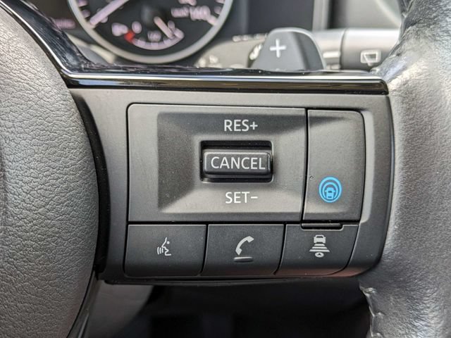 Used 2023 Nissan Rogue SV w/ SV Premium B Package FWD image 29