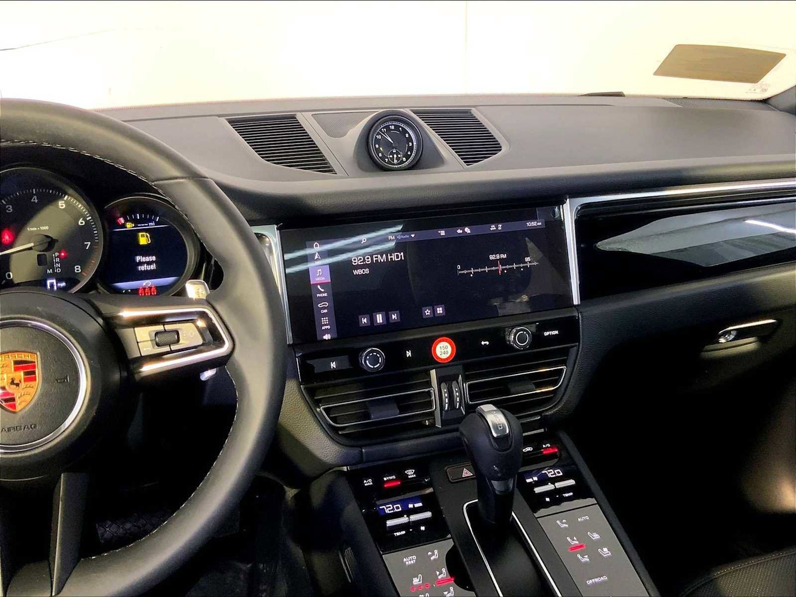 New 2026 Porsche Macan AWD/4WD image 16