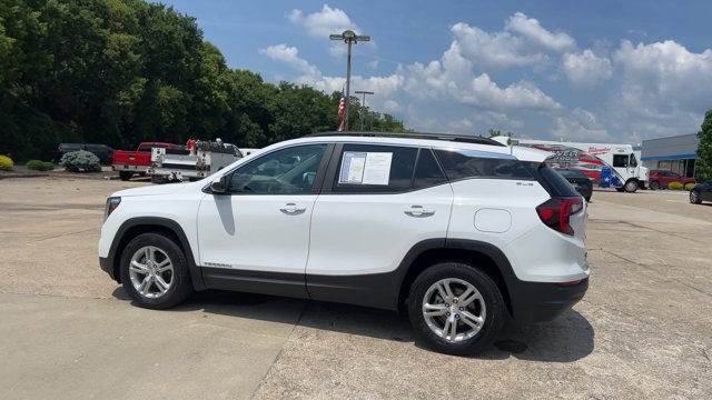 Certified 2023 GMC Terrain SLE w/ Driver Convenience Package AWD/4WD image 6
