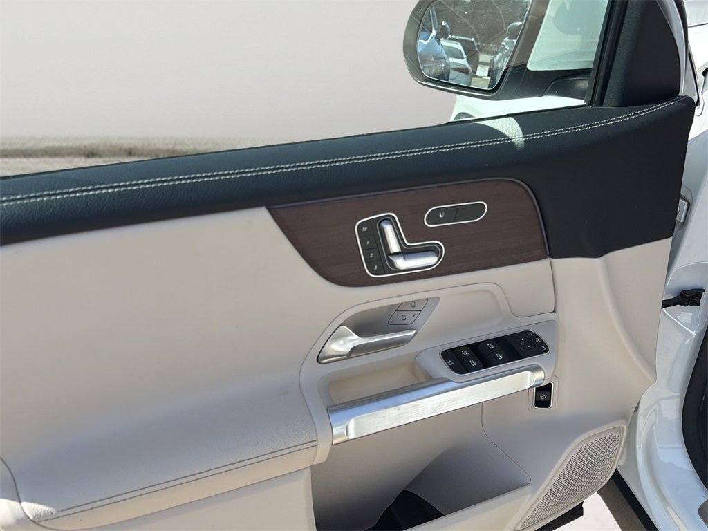 Certified 2023 Mercedes-Benz GLB 250 GLB 250 image 10
