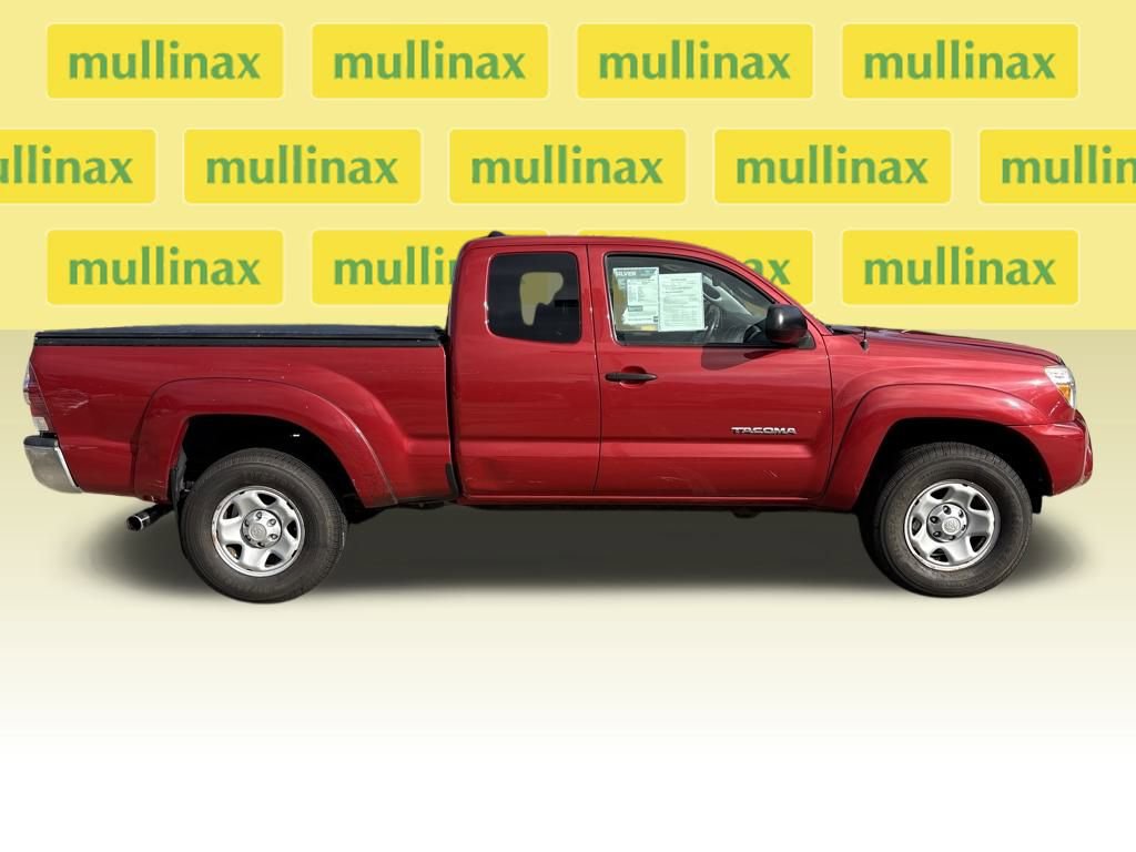 Used 2015 Toyota Tacoma 4x4 Access Cab V6 image 2