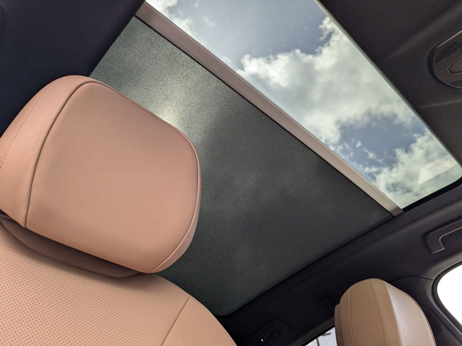 New 2025 Porsche Cayenne E-Hybrid Coupe AWD/4WD image 27
