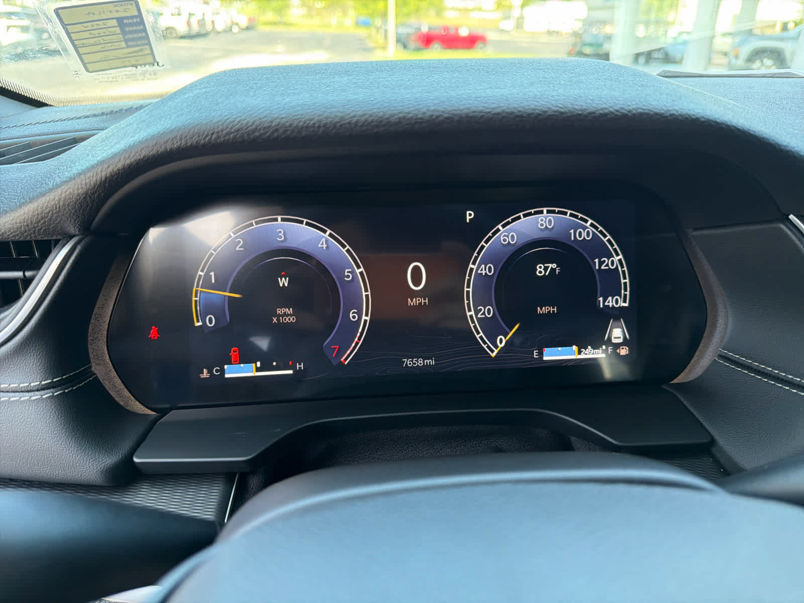 Used 2024 Jeep Grand Cherokee Laredo X w/ Luxury Tech Group I RWD image 19