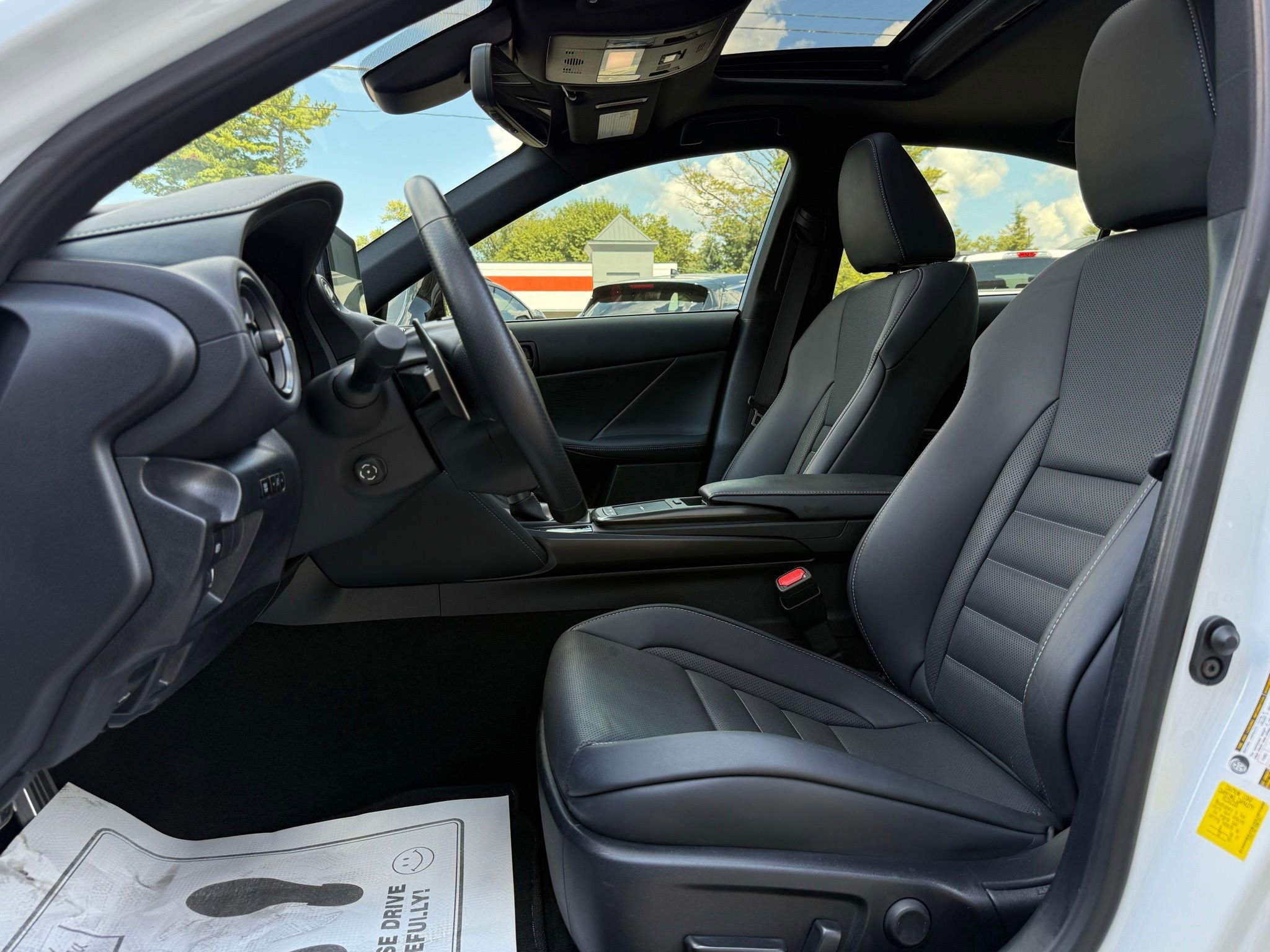 Used 2024 Lexus IS 350 F Sport image 33