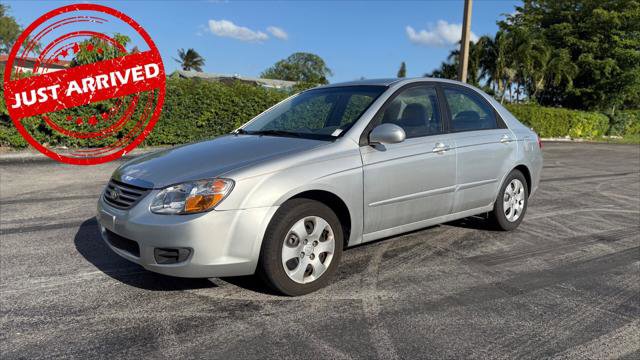 Used 2009 Kia Spectra LX FWD image 2