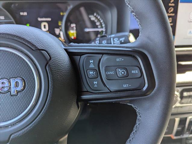 Used 2025 Jeep Wrangler Sport S w/ Convenience Group image 14