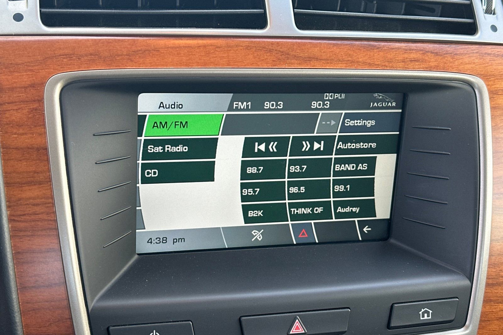 Used 2008 Jaguar XKR R image 19