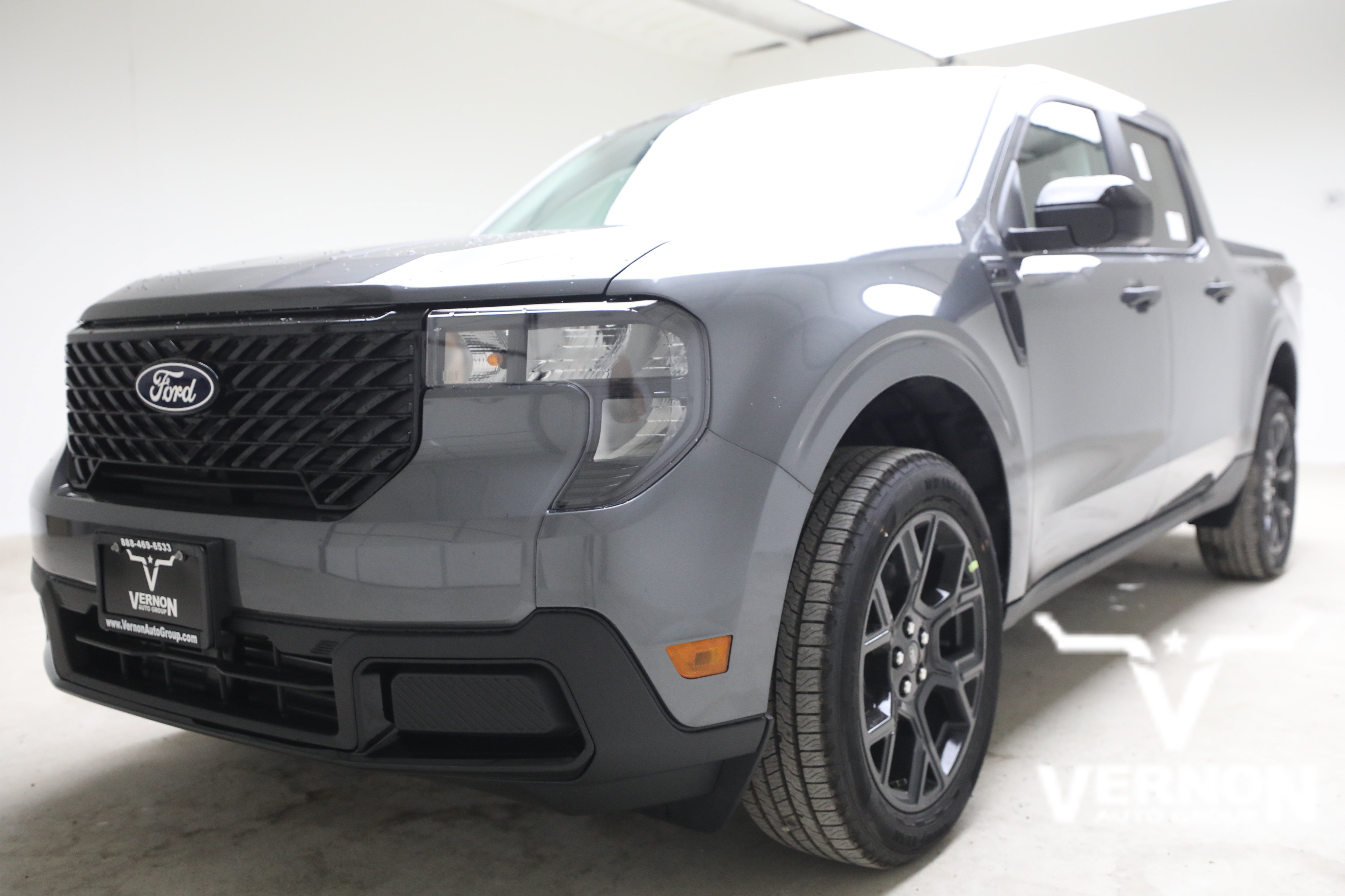 New 2026 Ford Maverick XLT w/ Black Appearance Package AWD/4WD image 3