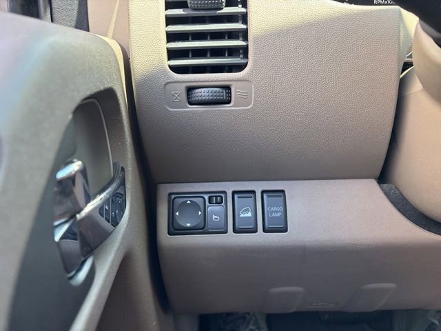 Used 2015 Nissan Frontier SV w/ SV Value Truck Package AWD/4WD image 19