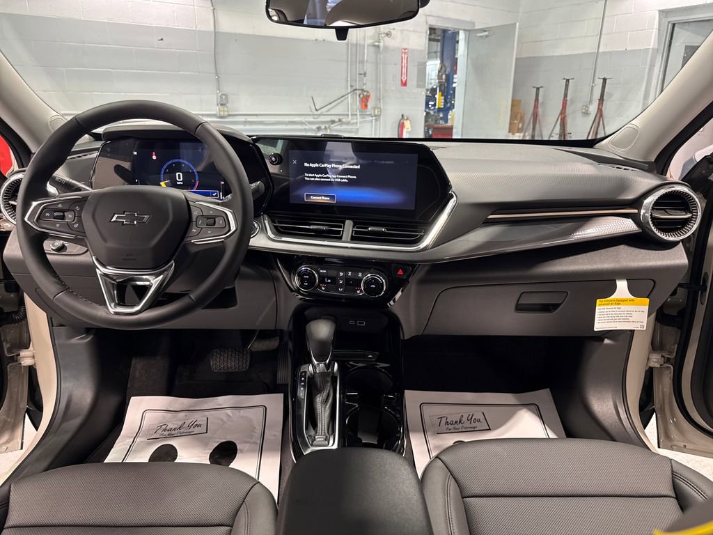 New 2026 Chevrolet Trax ACTIV FWD image 37