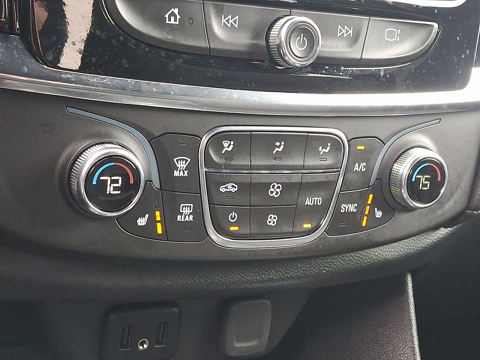 Certified 2023 Chevrolet Traverse LT image 17