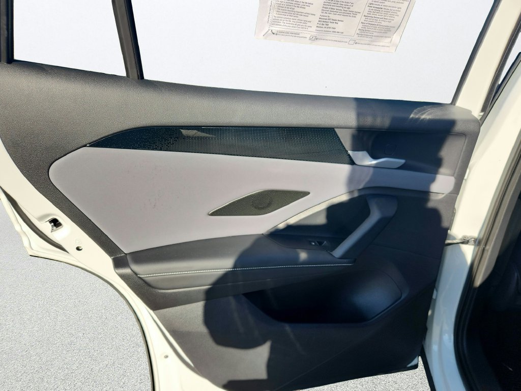 Certified 2026 Volkswagen Tiguan SE AWD/4WD image 22