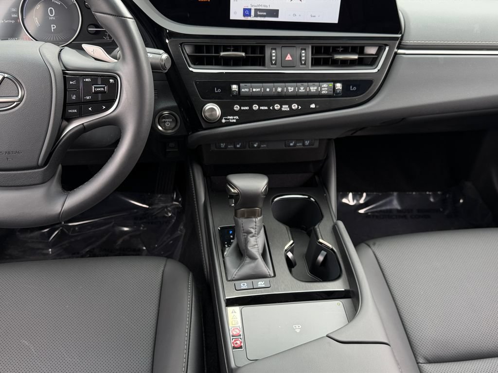 Certified 2025 Lexus ES 300h w/ Premium Package FWD image 13