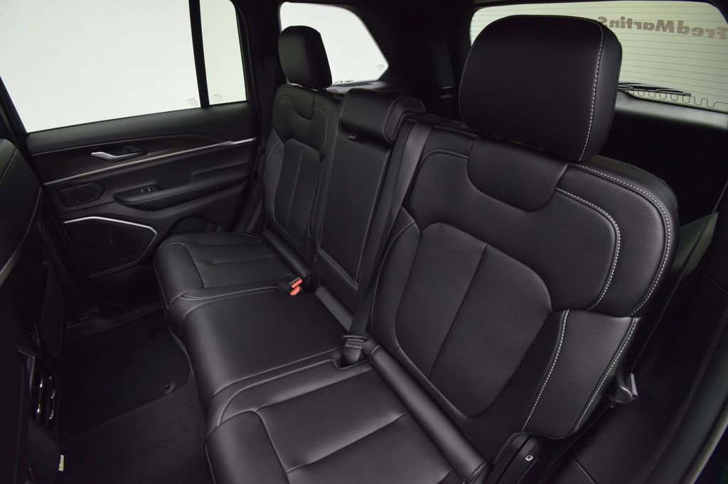 New 2026 Jeep Grand Cherokee Limited w/ Limited Altitude Package image 41