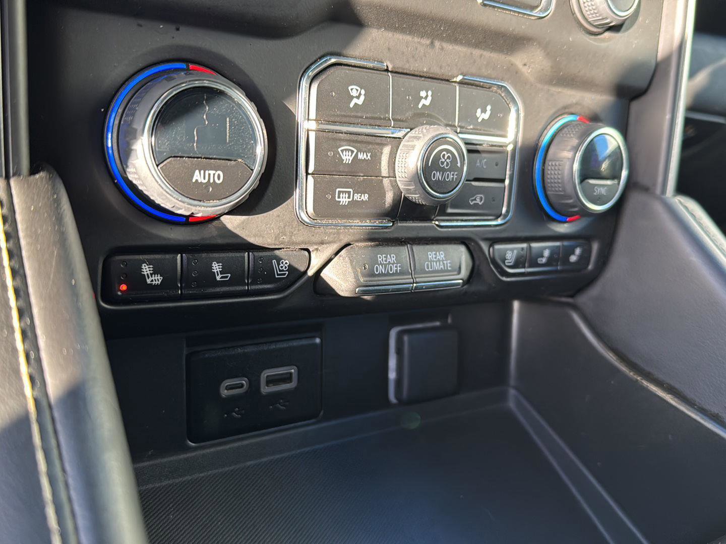 Used 2023 Chevrolet Tahoe Premier image 26