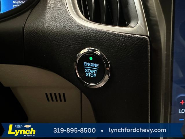 Used 2024 Ford Edge Titanium AWD/4WD image 16