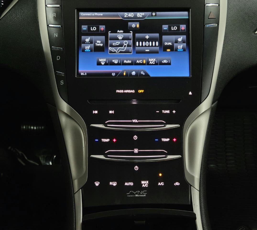 Used 2014 Lincoln MKZ AWD w/ Equipment Group 102A Reserve image 21