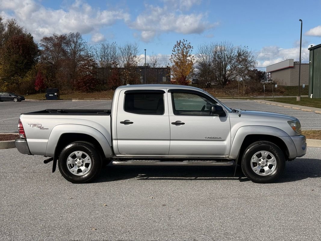 Used 2010 Toyota Tacoma 4x4 Double Cab image 9