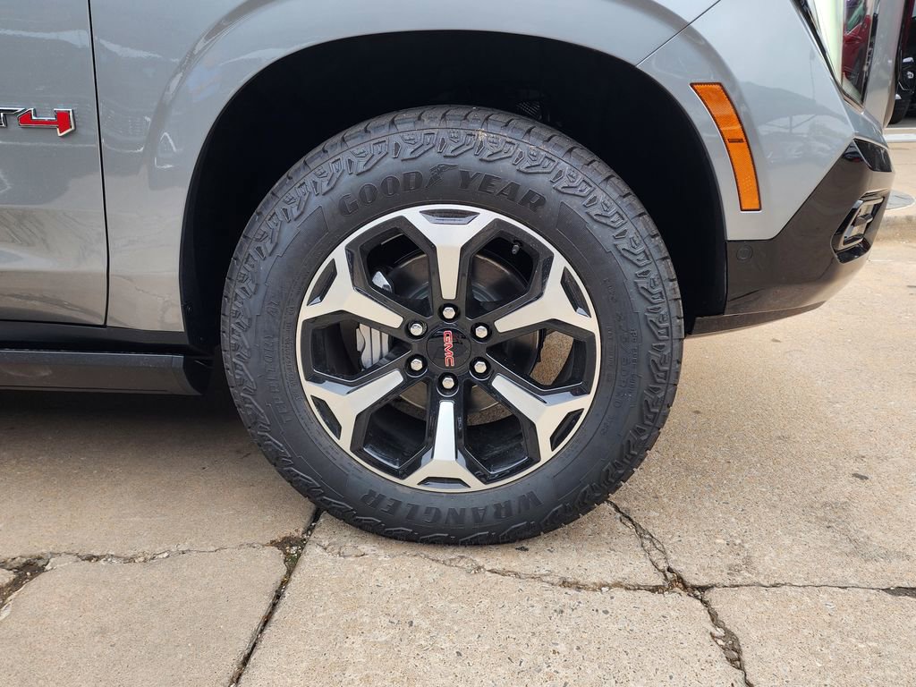 New 2026 GMC Yukon AT4 image 62