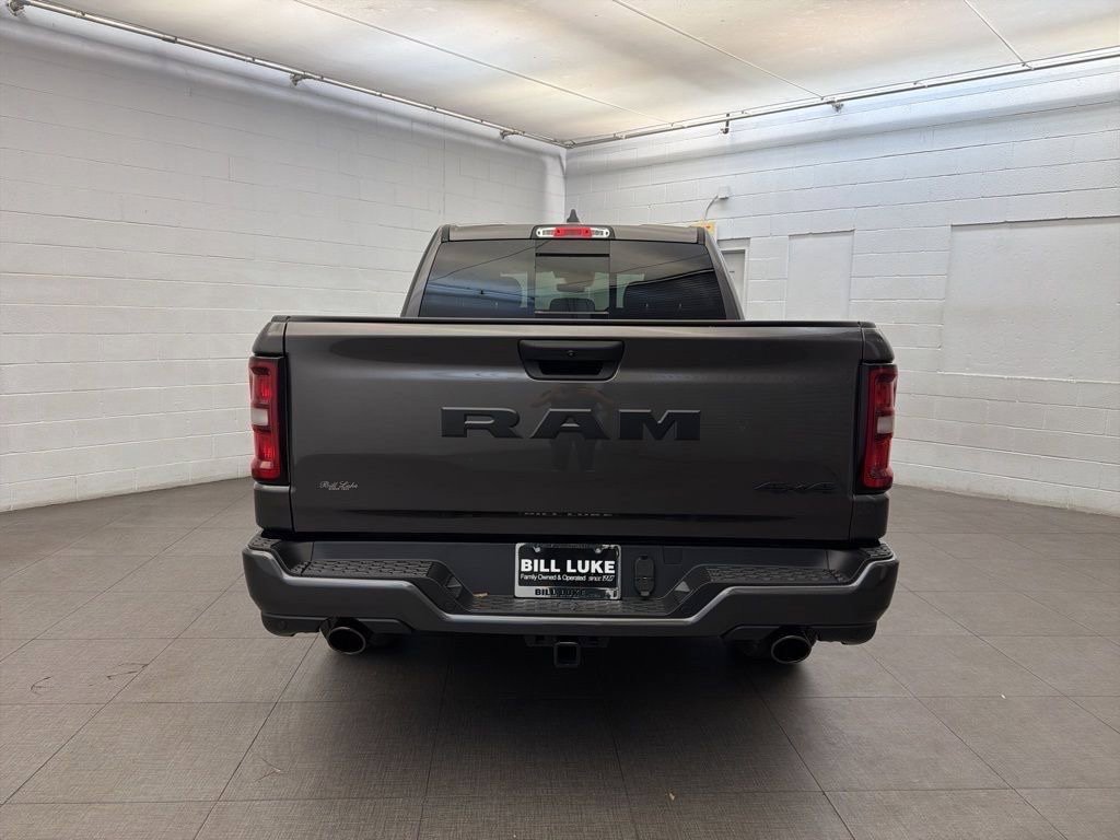New 2026 RAM 1500 Express AWD/4WD image 4