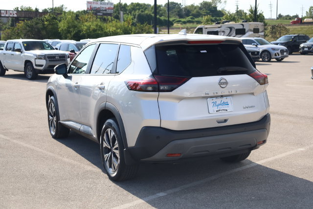 Certified 2023 Nissan Rogue SV AWD/4WD image 7