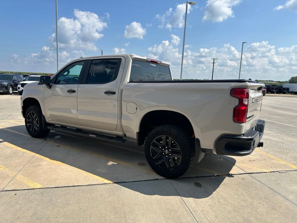 Used 2026 Chevrolet Silverado 1500 Custom Trail Boss w/ LPO, Dark Essentials Package AWD/4WD image 5