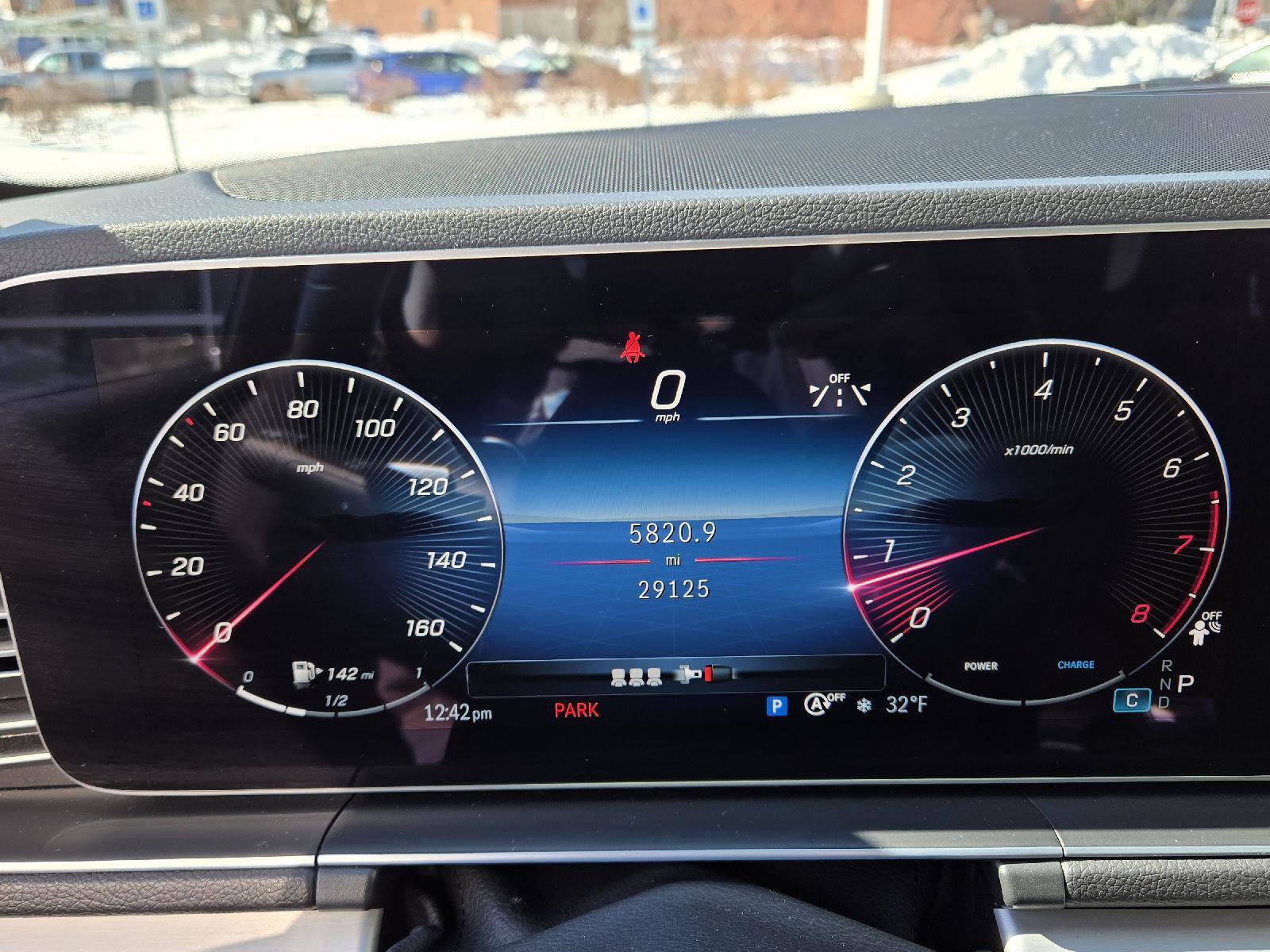 Used 2025 Mercedes-Benz GLE 350 4MATIC image 24