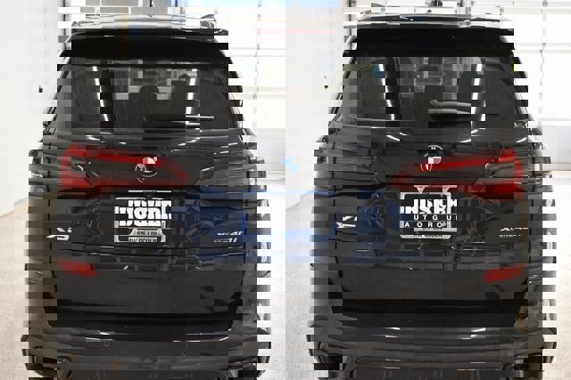 Used 2023 BMW X5 xDrive40i w/ M Sport Package image 11