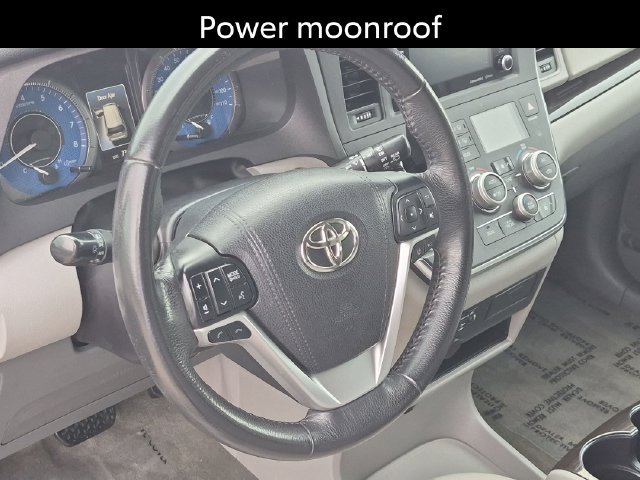 Certified 2018 Toyota Sienna XLE w/ XLE Navigation Package FWD image 12