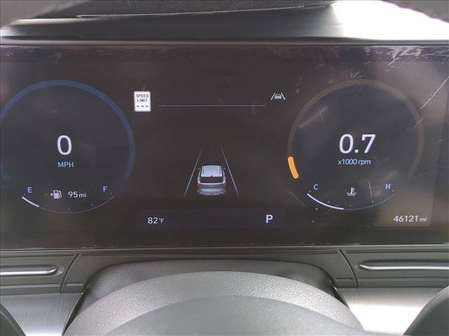 Used 2024 Hyundai Kona Limited FWD image 11