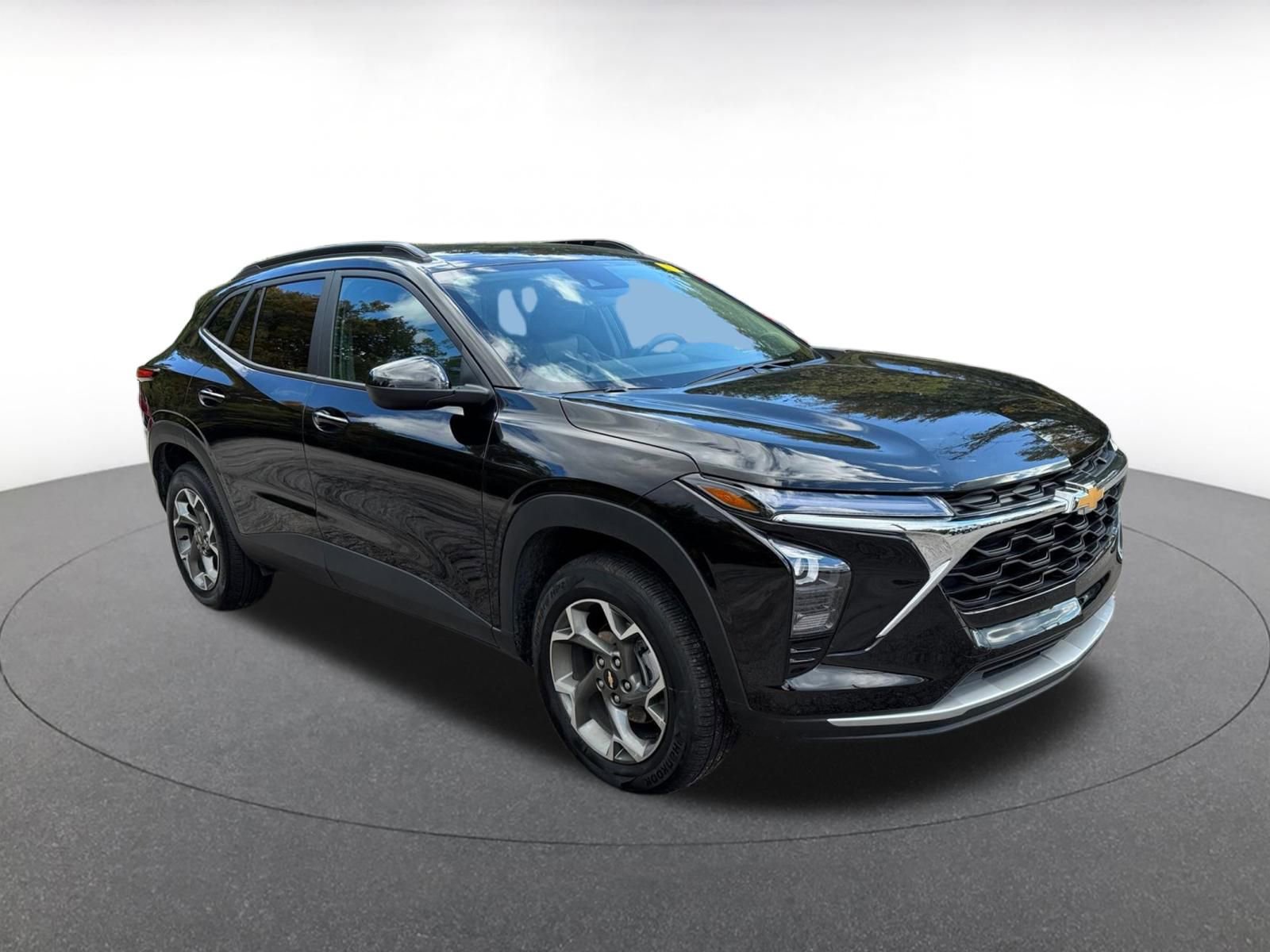 Used 2025 Chevrolet Trax LT w/ LT Convenience Package