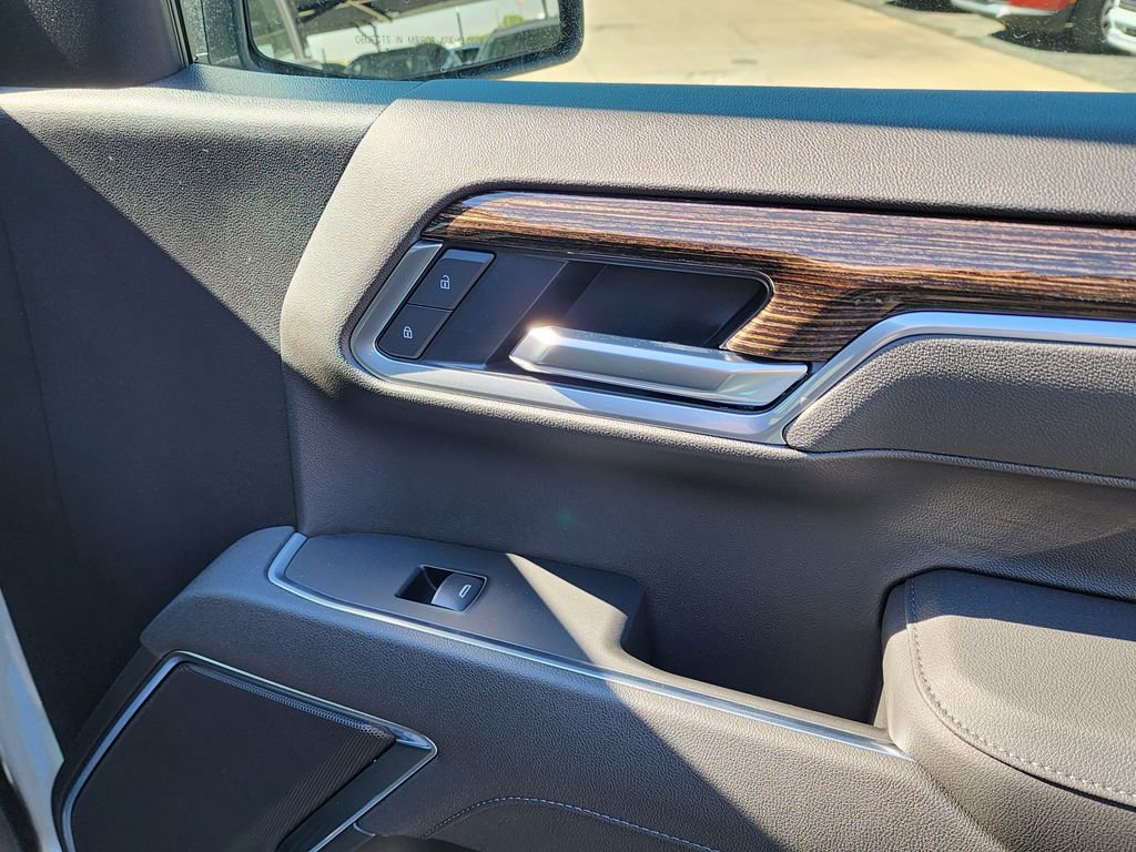 New 2026 GMC Sierra 1500 Elevation image 37