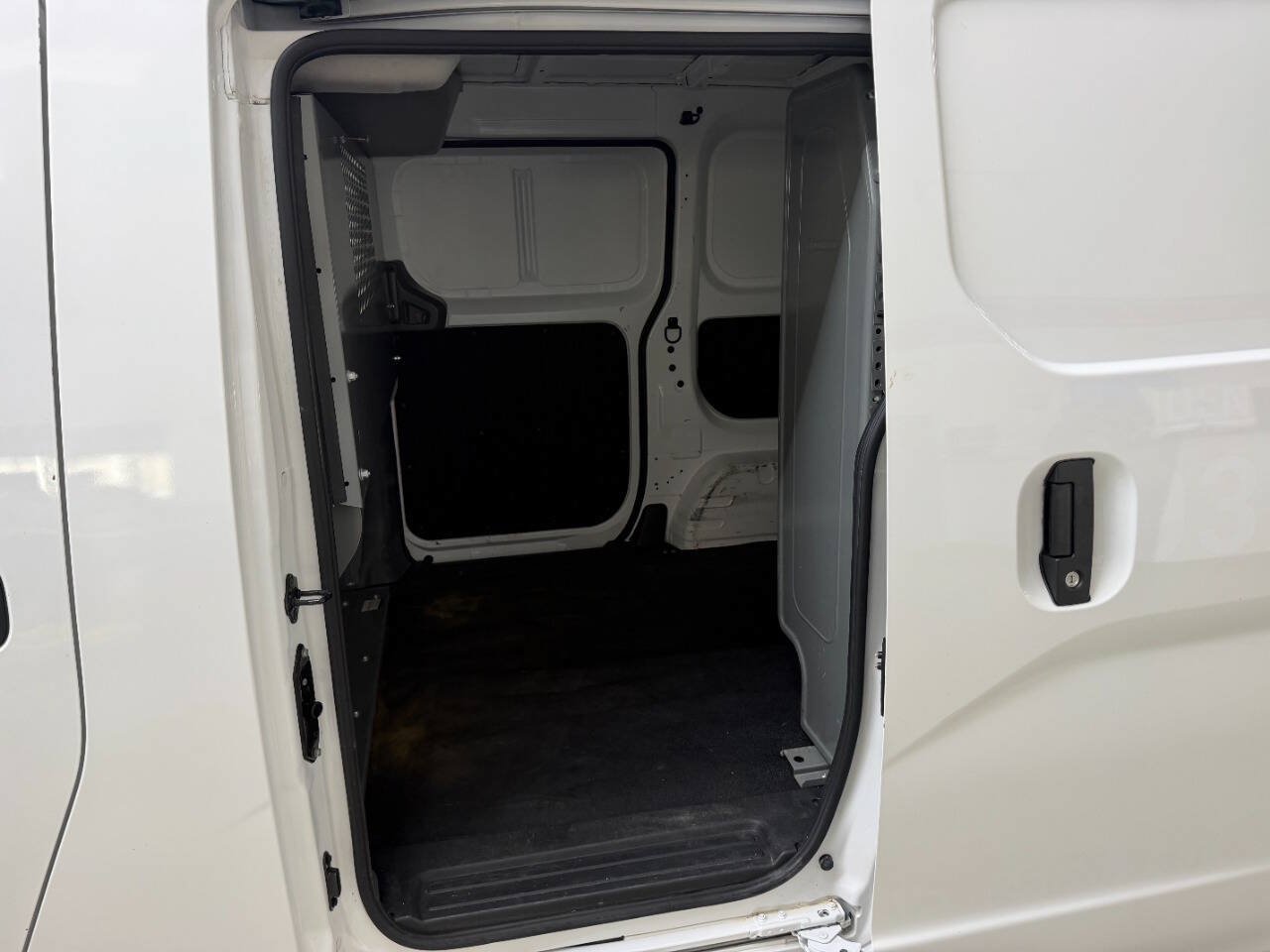 Used 2020 Nissan NV200 S w/ Back Door Glass Package FWD image 12