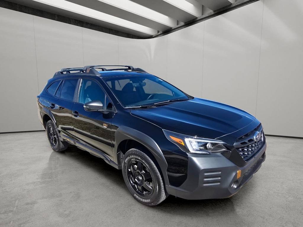 Used 2022 Subaru Outback Wilderness image 7
