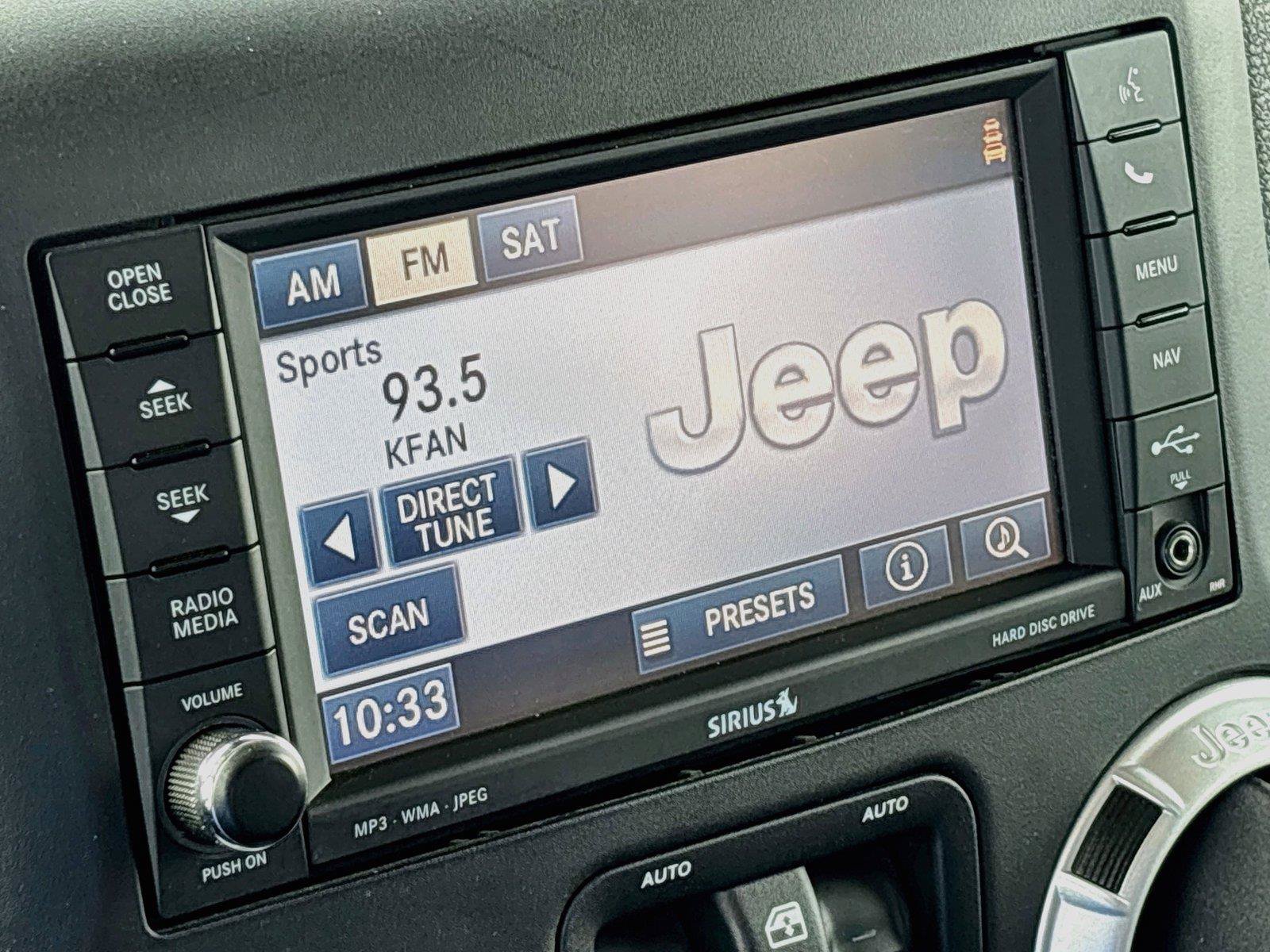 Used 2014 Jeep Wrangler Unlimited Rubicon w/ Dual Top Group AWD/4WD image 6