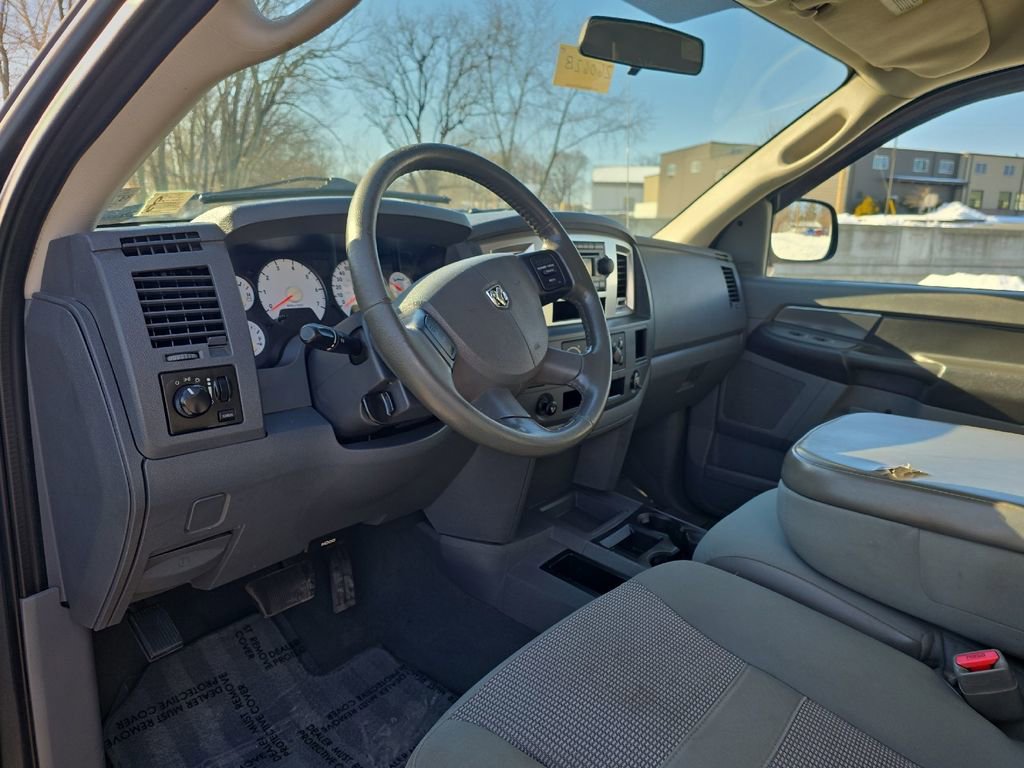 Used 2007 Dodge Ram 2500 Truck SLT image 6