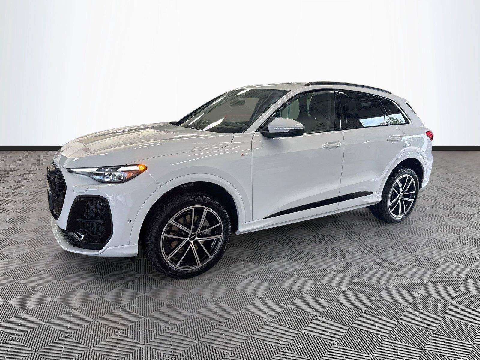 New 2026 Audi Q5 Premium Plus AWD/4WD image 3