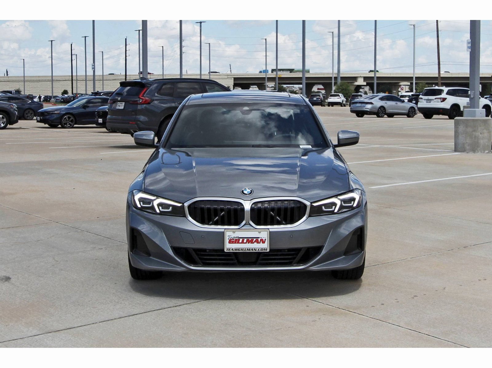 Used 2026 BMW 330i xDrive Sedan AWD/4WD image 2