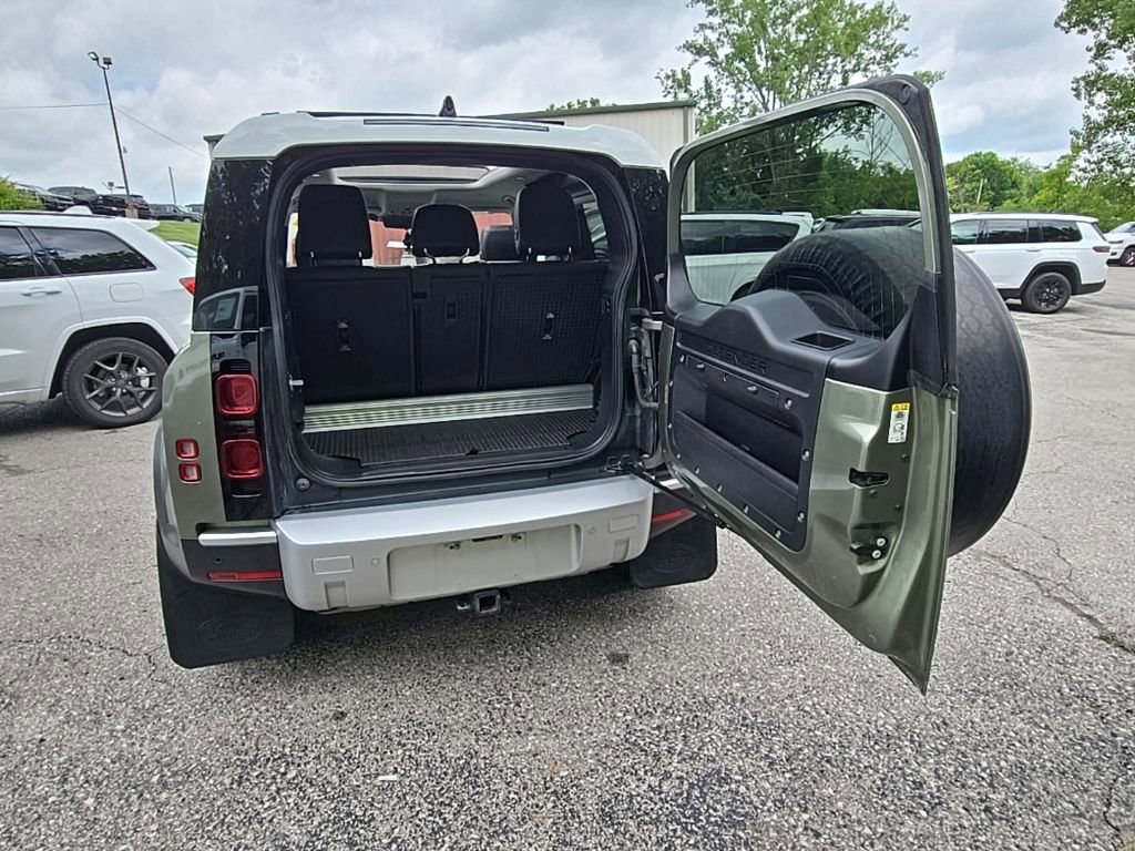 Used 2021 Land Rover Defender 90 First Edition AWD/4WD image 19