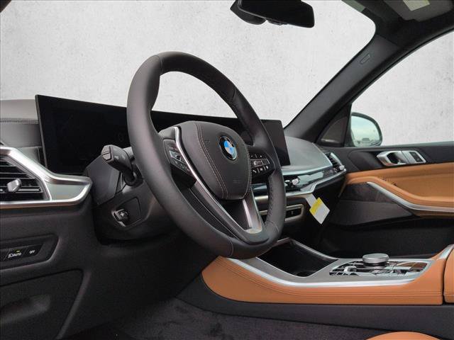 New 2026 BMW X5 xDrive40i w/ Premium Package AWD/4WD image 3