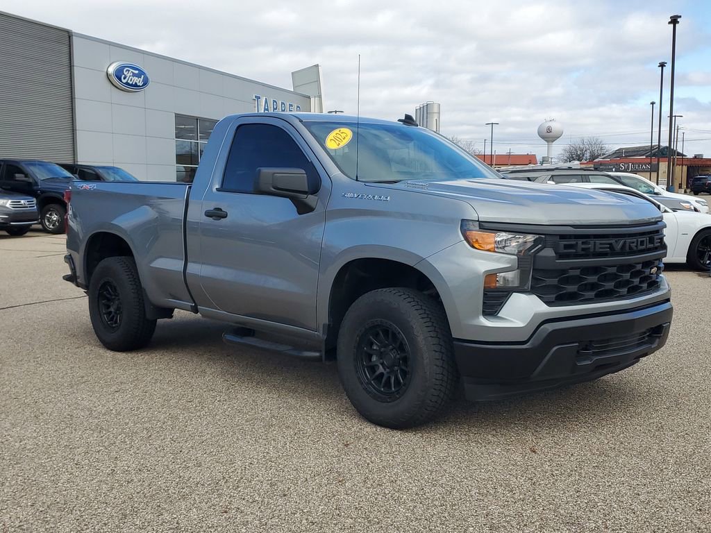 Used 2025 Chevrolet Silverado 1500 W/T w/ WT Value Package image 2