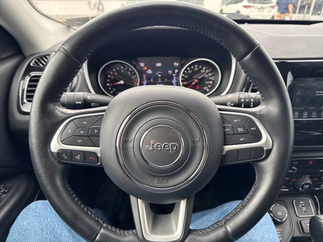 Used 2019 Jeep Compass Latitude AWD/4WD image 16