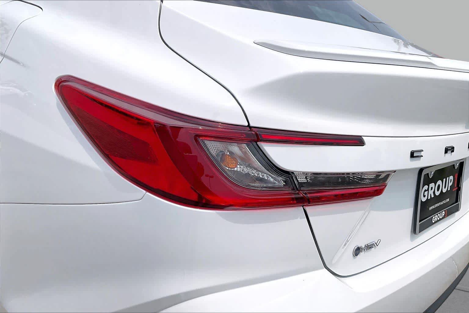 Used 2025 Toyota Camry SE FWD image 27