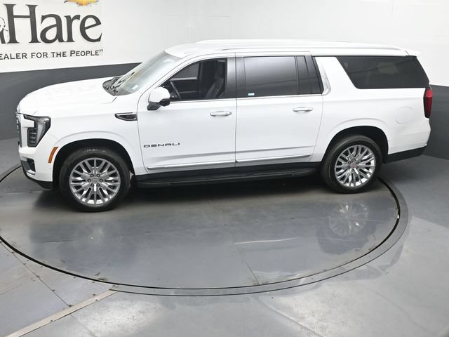 Used 2025 GMC Yukon XL Denali AWD/4WD image 57
