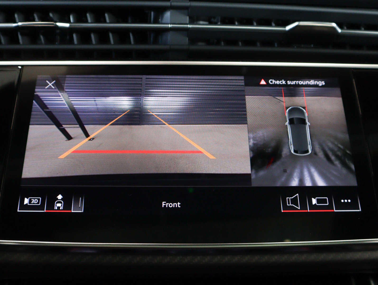 New 2026 Audi SQ8 Premium Plus image 24