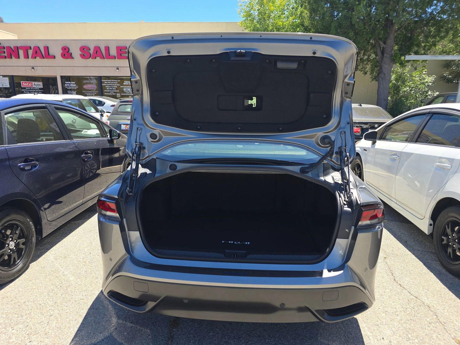Used 2022 Toyota Mirai w/ Advanced Technology Package RWD image 29