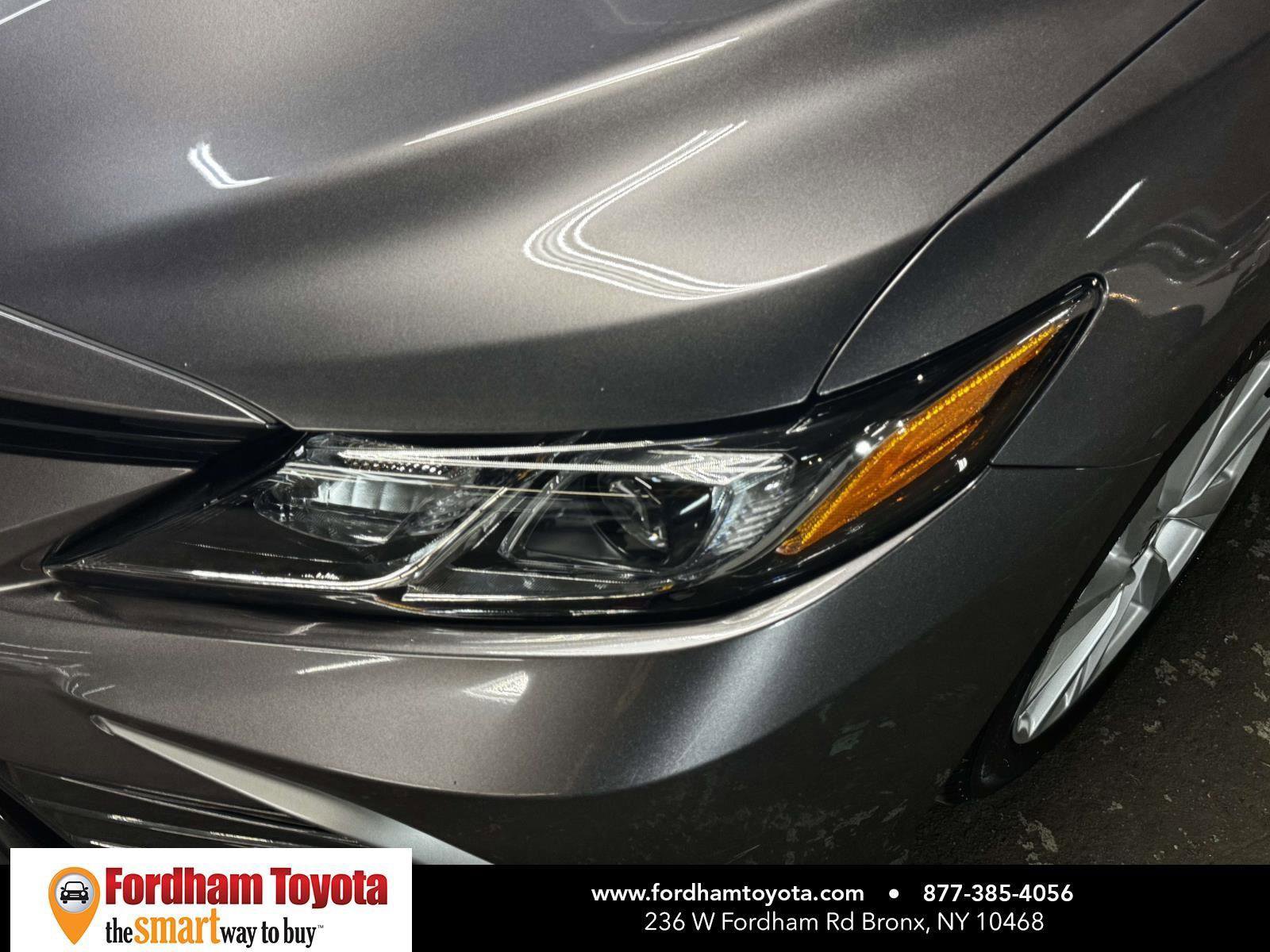 Used 2023 Toyota Camry LE AWD/4WD image 8
